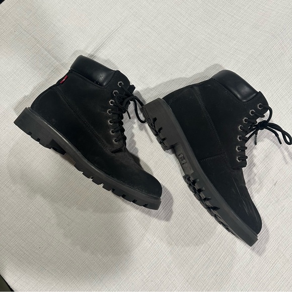 Levi\'s Black Crestone Boots • Men’s Size 9.5 • Chunky Goth Combat Silver Suede main image 12